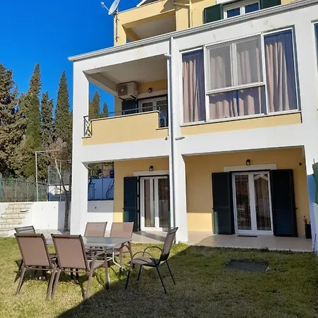 Villa Sunny House